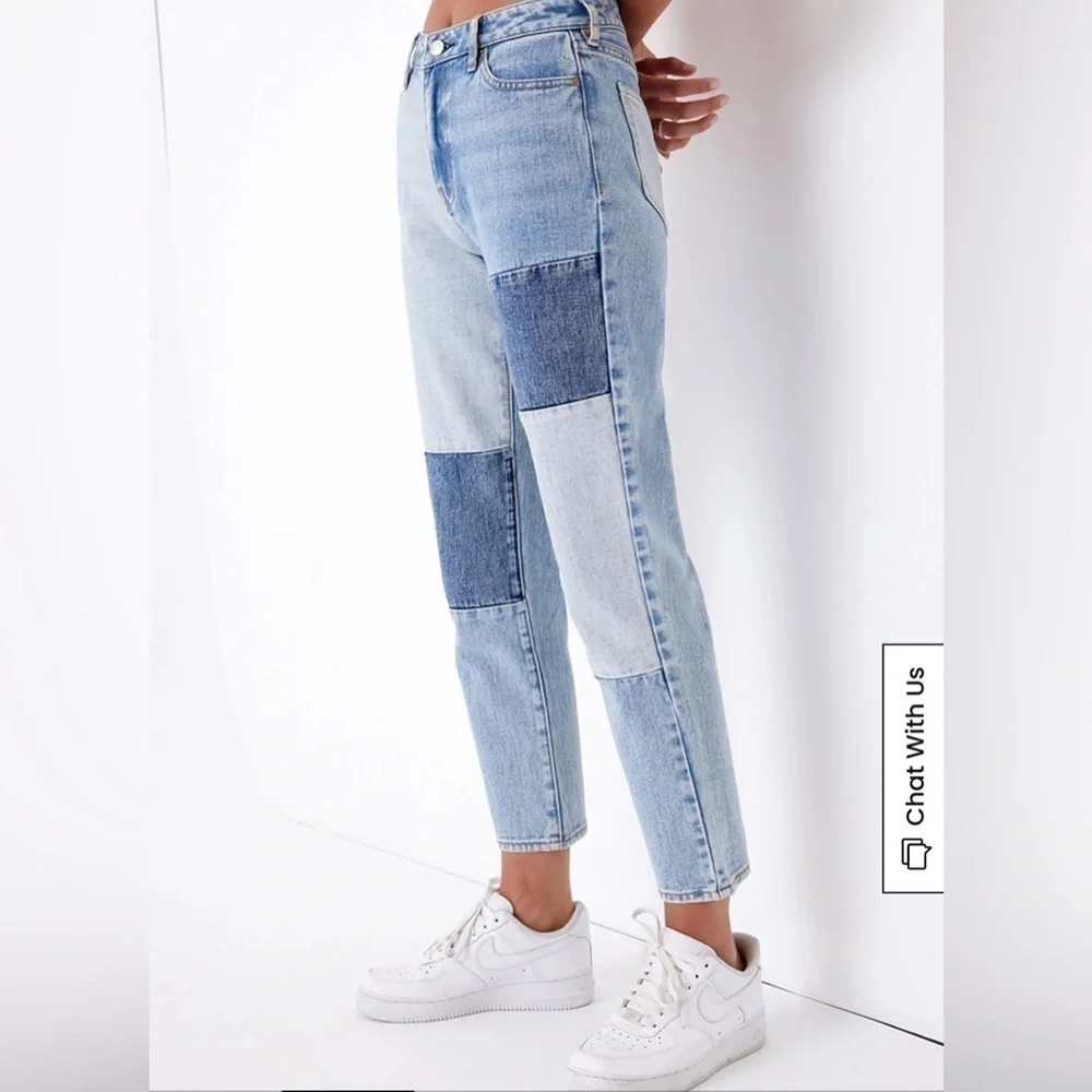 PacSun Patch On Blue Mom Jeans 💕